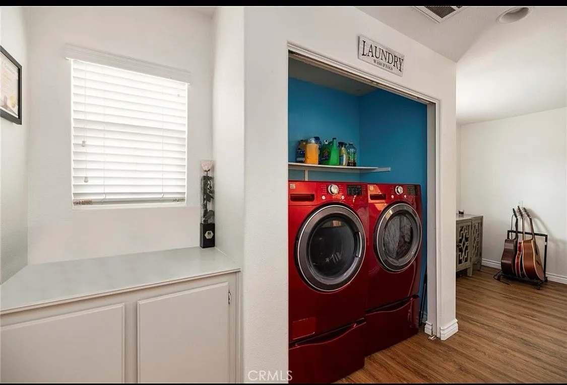 3 bed, 1630 sqft, $3,250 — Photo 1