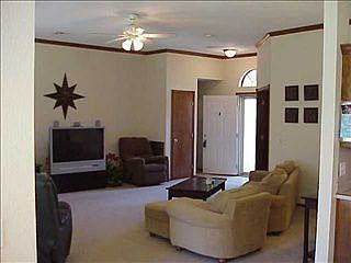 3rd image of 1420 SW 129th St