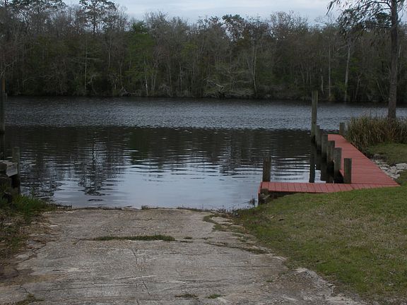 Private Dock & Boat Launch