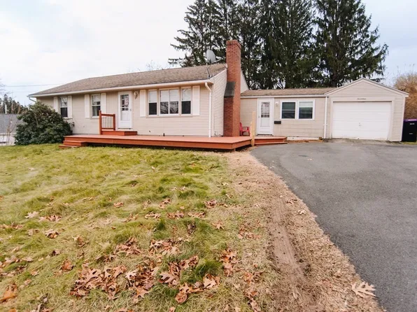 17 Clayton Rd, Holyoke, MA 01040