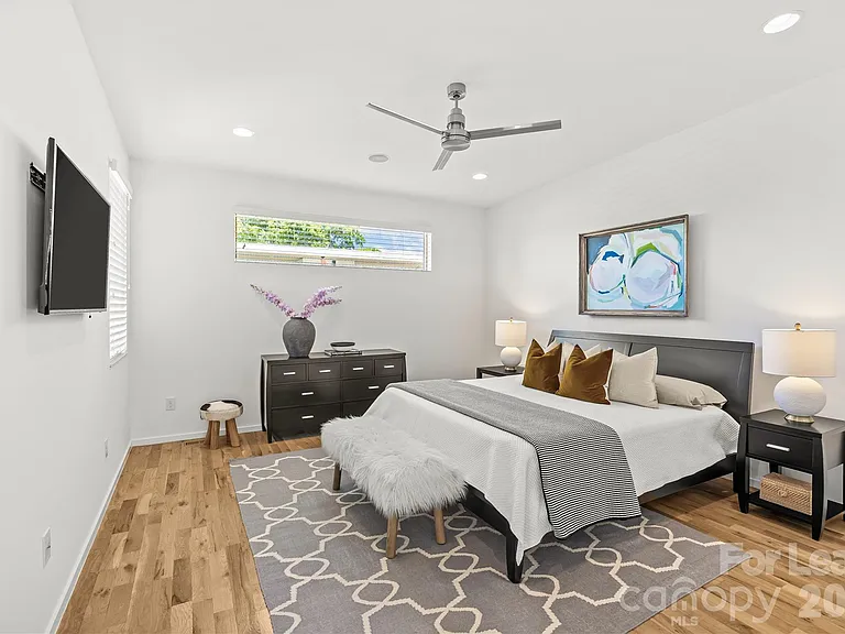 918 Greenleaf Ave — Photo 22