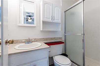 4th image of 3105 Selfridge Dr #1B-693707