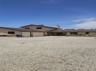 2910 Silver Ridge Dr, Pinon Hills, CA 92372