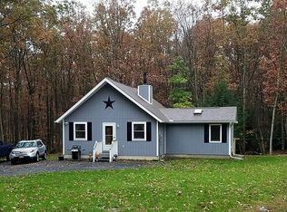 292 Squirrelwood Ct, Effort, PA 18330