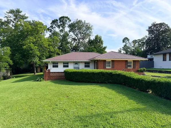 1314 McRee Dr, Valdosta, GA 31602