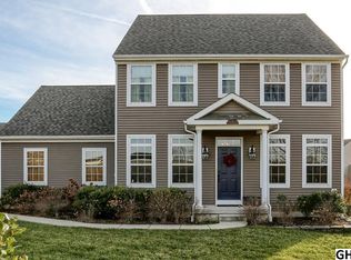 7 Dietz Ln, Mount Joy, PA 17552