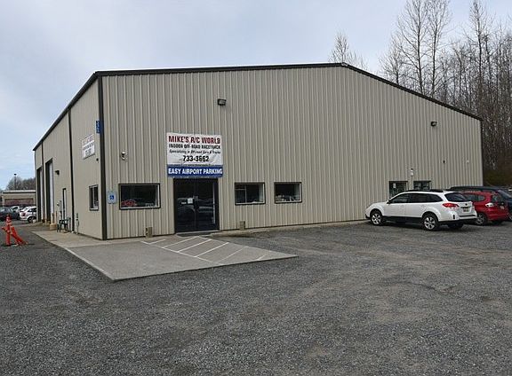 2nd image of 3360 Airport Dr