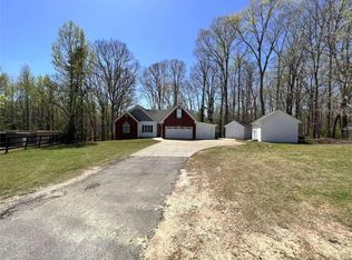 2957 Berry Rd, Loganville, GA 30052