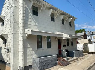 371 N 11th St #1, Lebanon, PA 17046