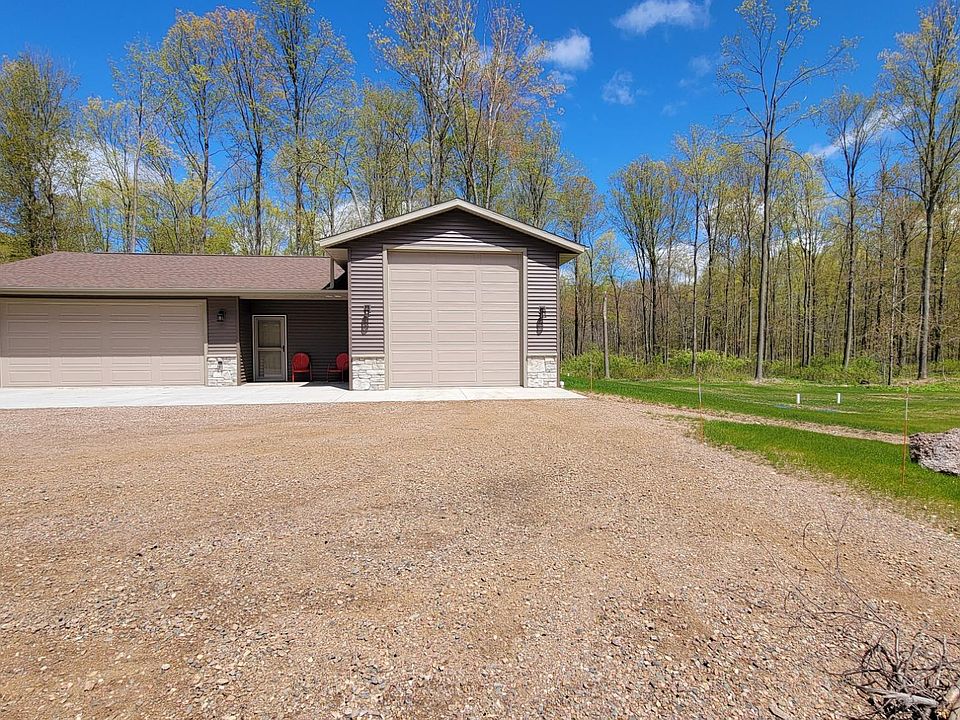 1st image of N1846 Cozy Ln