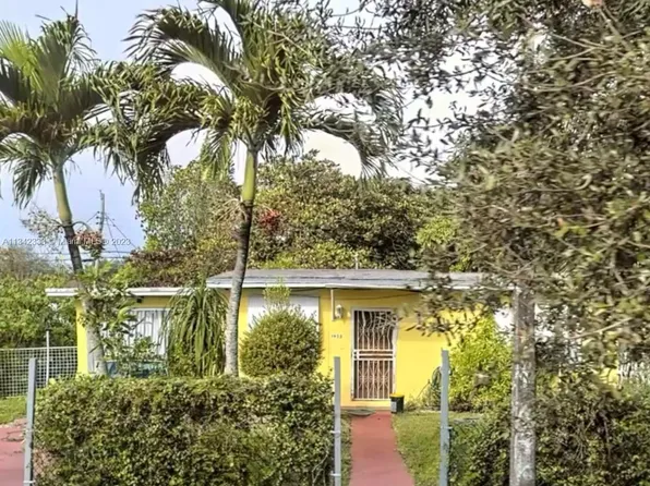 1405 NW 126th St, North Miami, FL 33167