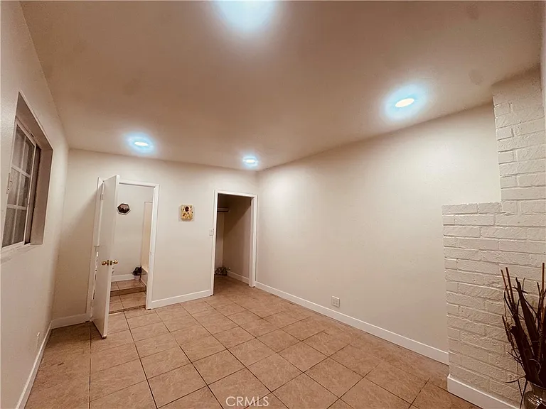 12431 Merrill St — Photo 18