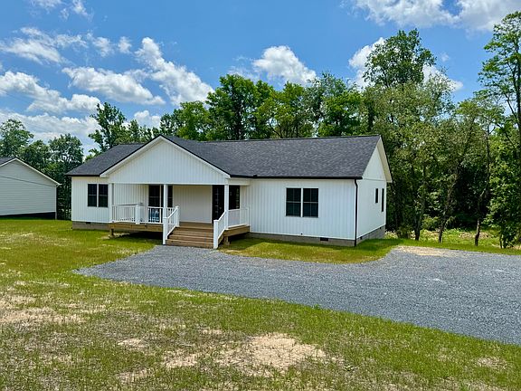 3rd image of 1490 Stone House Rd