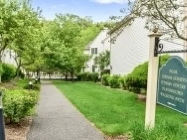 1070 Smith Manor Blvd, West Orange Twp., NJ 07052