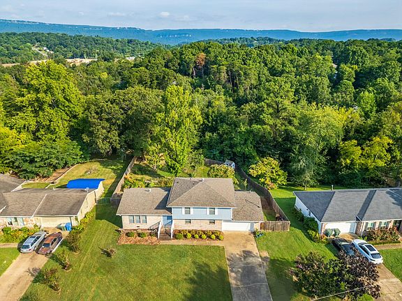 3rd image of 448 Kingsridge Dr