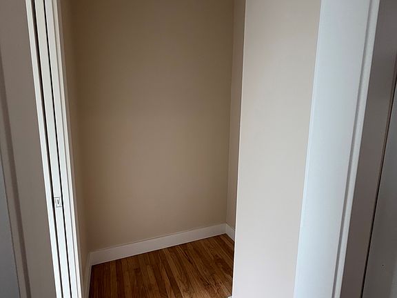 3rd image of 1525 Spruce St APT 8