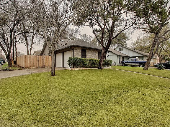 2nd image of 6605 Woodhue Dr