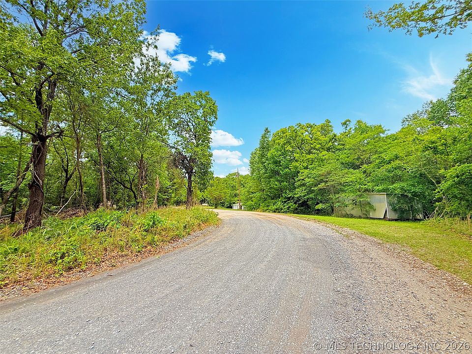 1st image of 34 Holiday Ln