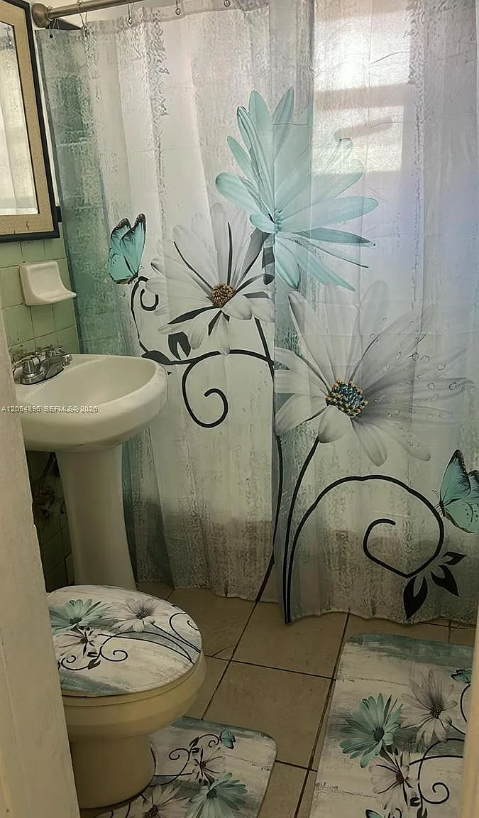 Para Villa Heights — Photo 2