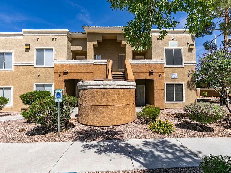 8070 W Russell Rd #2026 — Photo 46