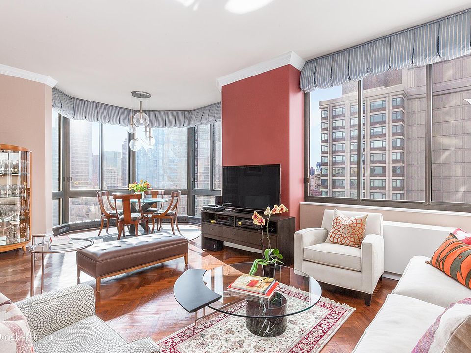 1st image of 200-210 E 65th St #25W
