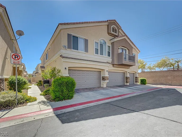 5507 Big Red Ct #103 — Photo 3