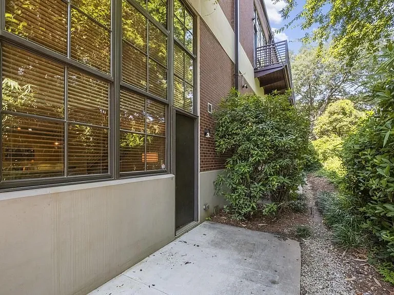 790 North Ave NE #108 — Photo 16