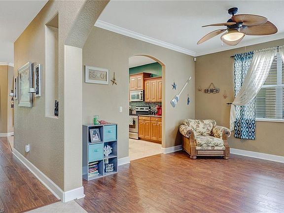 5th image of 20734 Torre Del Lago St