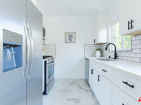 4th image of 2625 4th St #D