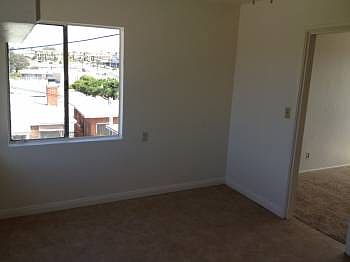 3rd image of 4076 National Ave