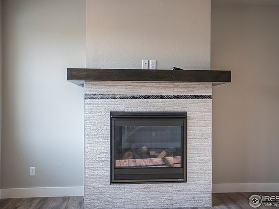 5th image of 519 Vivian St