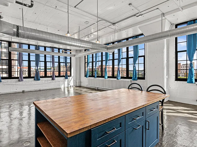 500 Robert St #401 — Photo 9