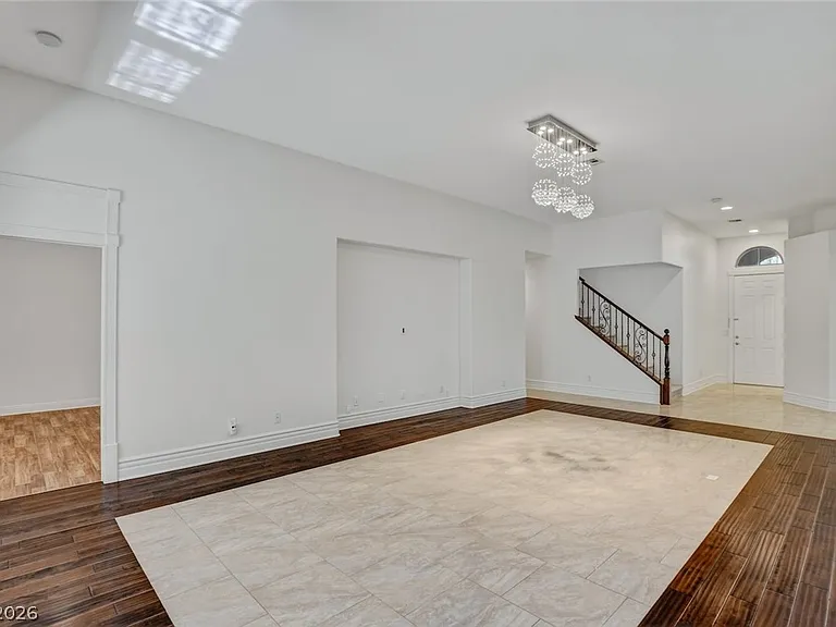 8117 Slate Falls St — Photo 16