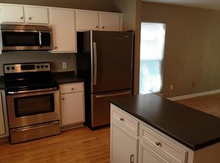 10 Lynx Ln, Spring, TX 77380