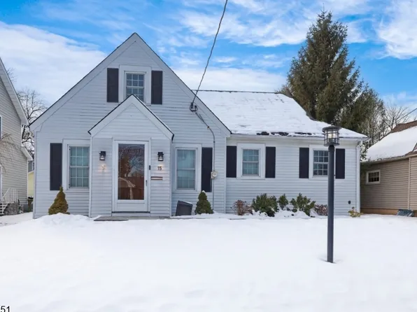 15 Godfrey Ave, Roseland Boro, NJ 07068