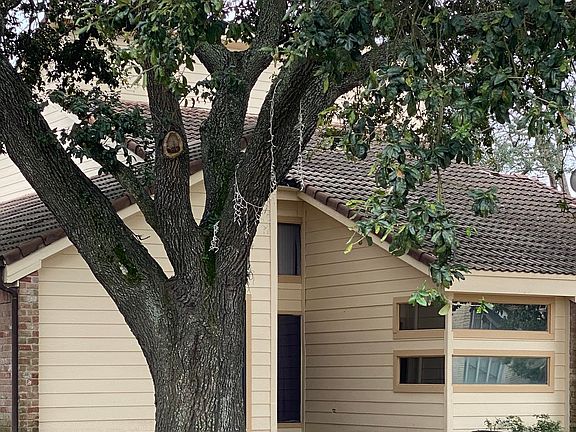 5th image of 6011 Ogden Forest Dr