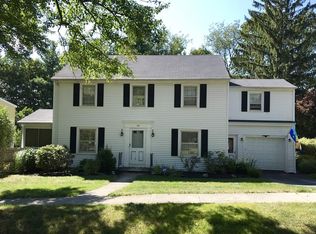 105 Winifred Ave, Worcester, MA 01602