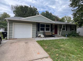 5224 SW 27th Ter, Topeka, KS 66614