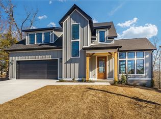 1 Naworth Ln, Bella Vista, AR 72714