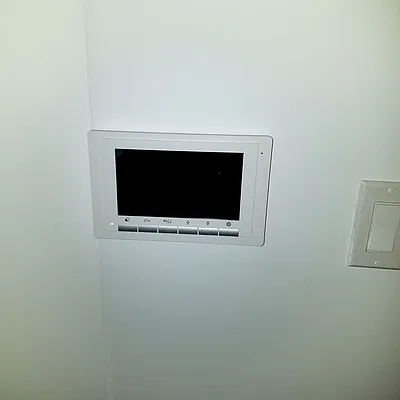 Rented by Real Team Brokerage | media 20