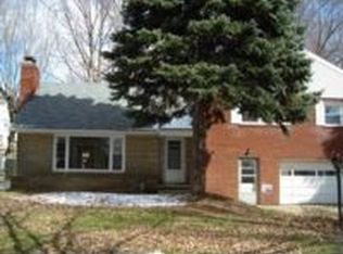 1008 Pittsburg Ave NW, North Canton, OH 44720
