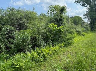 Cobb Dr, Lacona, NY 13083