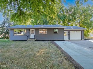 607 N Commercial St, Clark, SD 57225