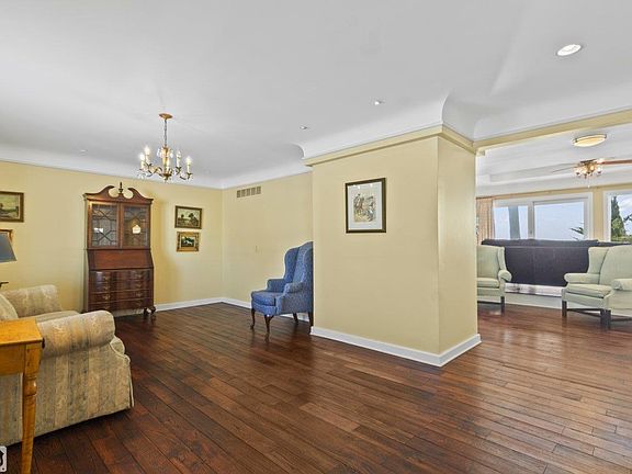 3rd image of 32680 S River Rd