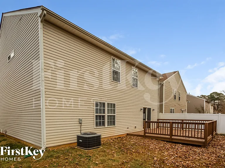 5232 Grays Ridge Dr — Photo 14