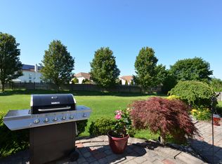 45 Downing Ln, Voorhees, NJ 08043