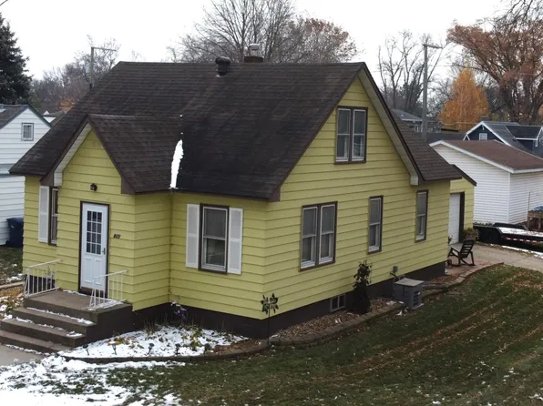 825 W Summit Ave, Fergus Falls, MN 56537