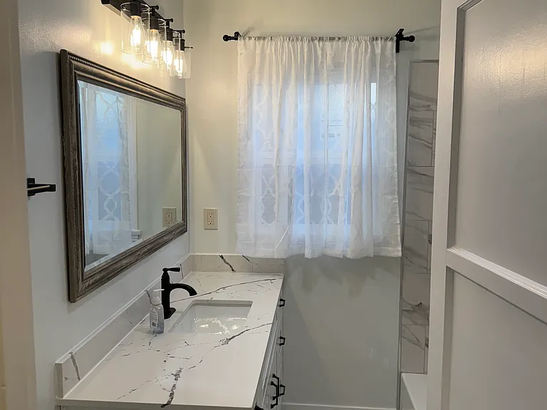 10606 Bryson Ave — Photo 15