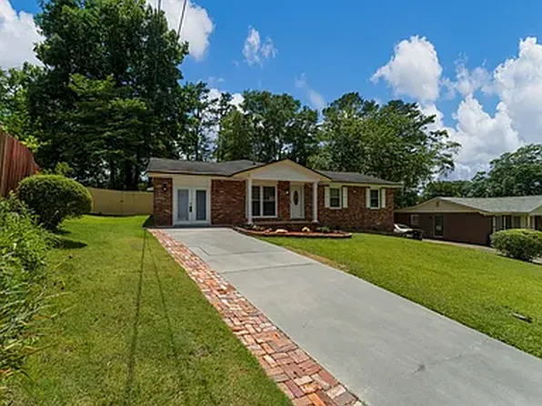 2525 Corineth Dr, Columbus, GA 31907