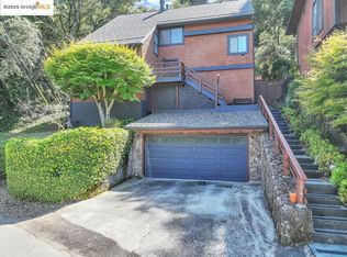 7141 Homewood Dr, Oakland, CA 94611